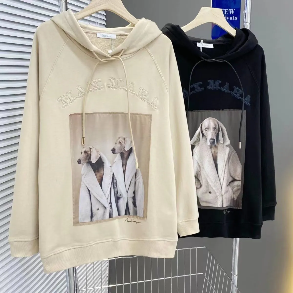 Womens Hoodie Designer Hoodies Dog Printed Sweatshirts Cotton Long Sleeves Hoody O-Neck Pullover Sweatshirts Max Luxury Women Clothing tops Mara Loose Streetwears