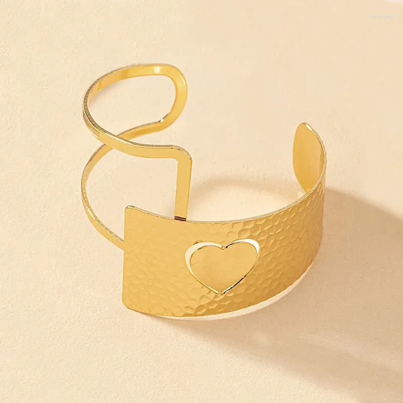 Braccialetto aperto Bracciale geometrico esagera squisito tendenza unica moda colore oro gioielli per le donne regali accessori partito RG0062