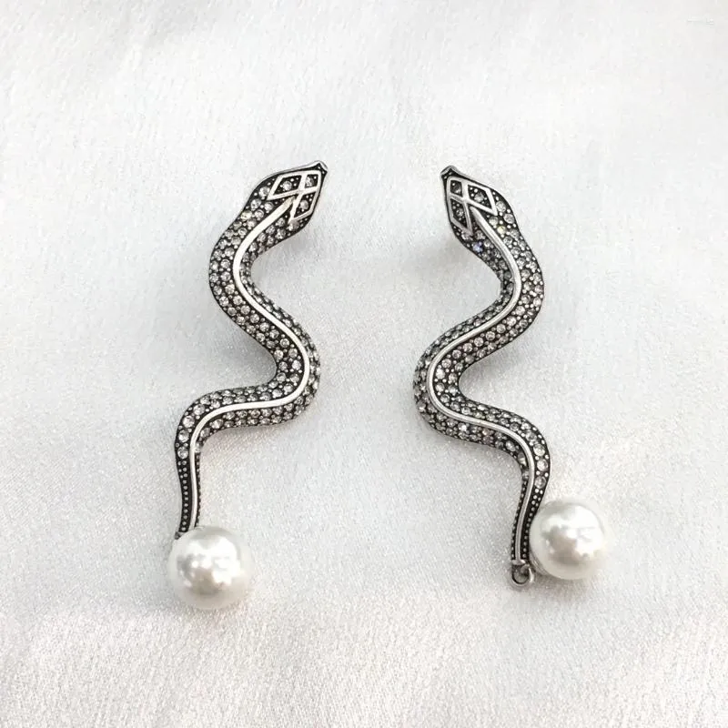 Boucles d'oreilles Style européen Exagéré Mode Personnalité Tempérament Sens Élevé De Piercing En Forme De Serpent Aretes De Mujer Pendient