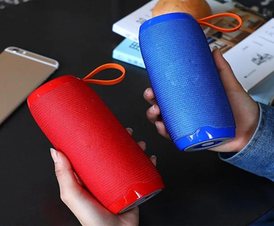 TG106 PORTABLE WURDELESS Bluetooth Speakers USB Laddning Stereo Bass Effect HiFi Multifunktion Mini Outdoor Speaker3292356