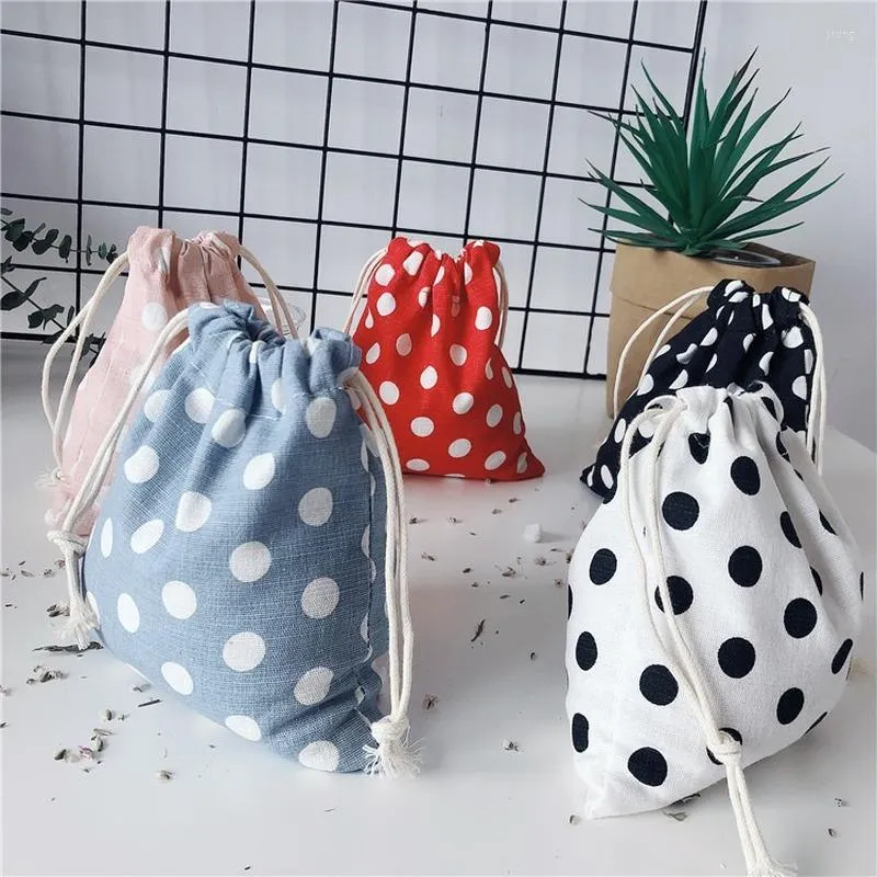 Shoppingväskor 1 PC Kvinnor DrawString Pouch Dot Printed Lipstick Coin Money Candy Story Pås Matförpackning Julklappar