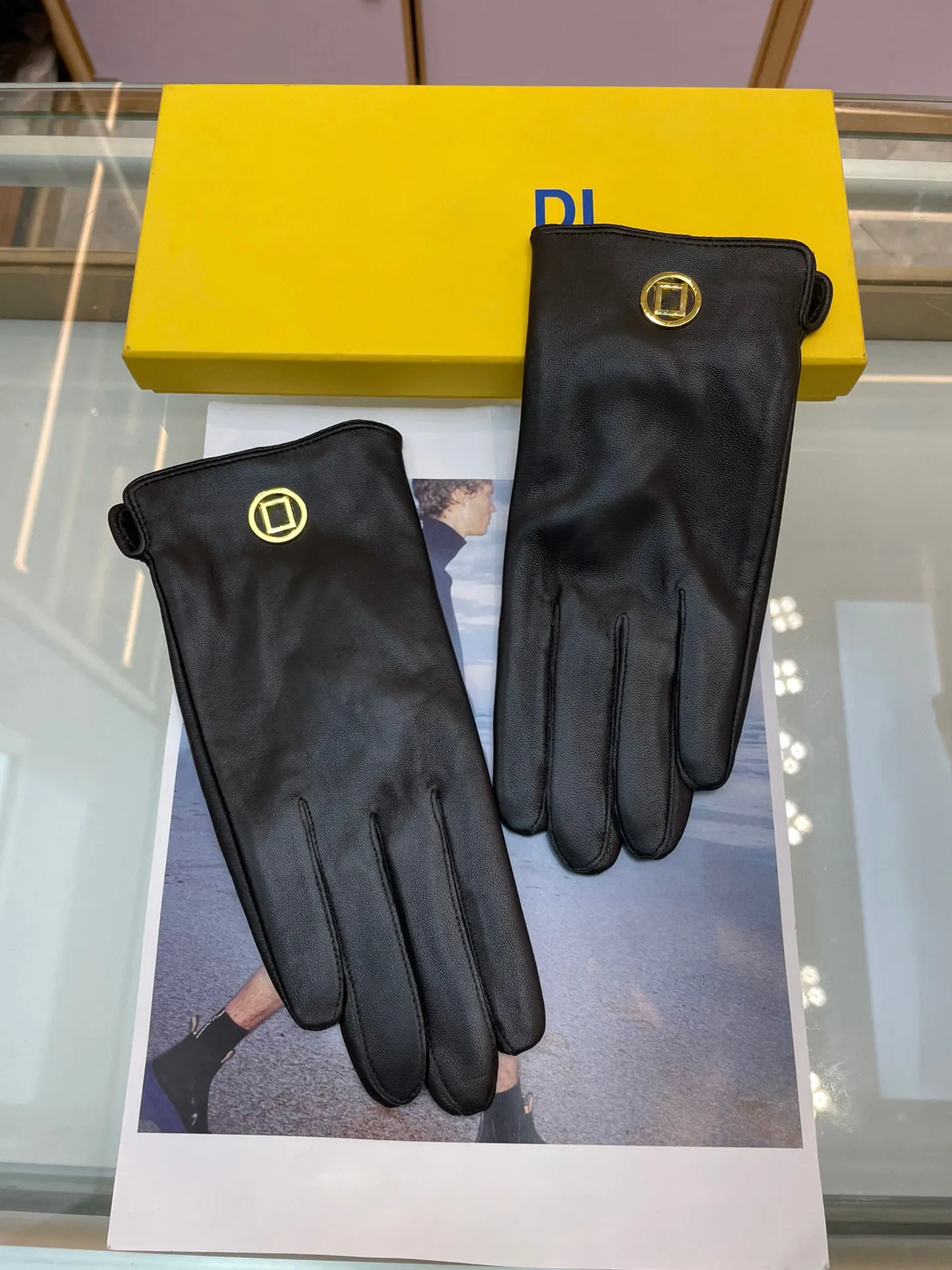 Women Designer Mitten Sheepskin uwielbia zimowe luksusowe fen oryginalne skórzane rękawiczki marki fioletowe palce rękawiczki ciepłe kaszmirowe rękawiczki do owczej skóry