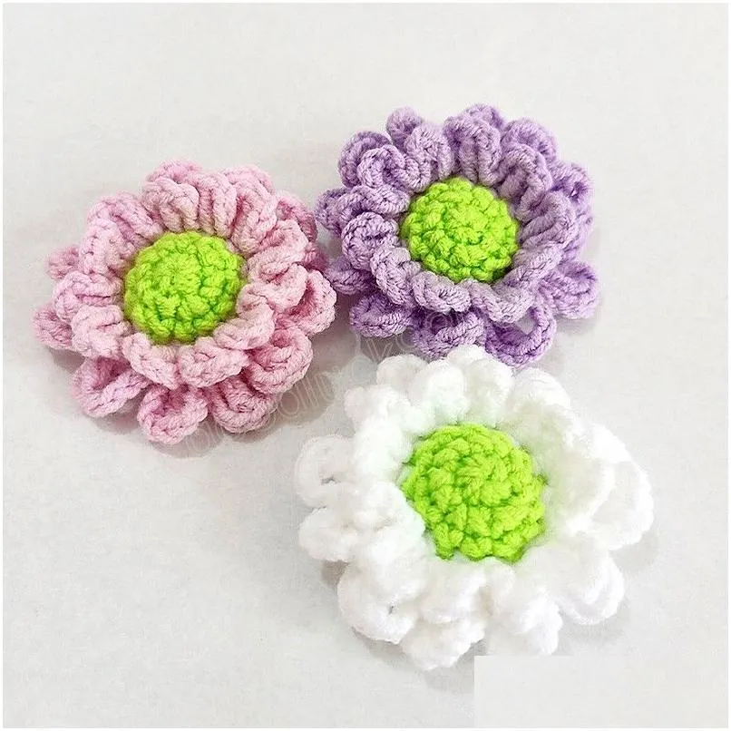 Pins Brooches 5Cm Daisy Flowers Brooch Mini Wool Knitting Flower Collar Pins Cloghet Badge Female Wedding Jewelry Gift Drop Delivery Dhihv