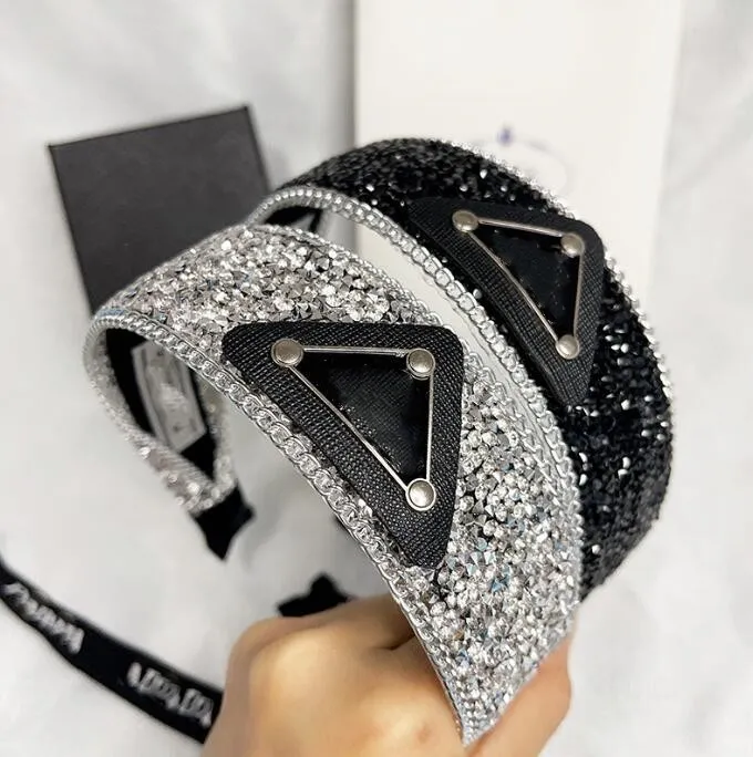 Luksusowy projektant marki litera trójkąta inkrustowane diamentami nie-poślizgowe opaski do włosów dla kobiet dziewczyna elastyczne litery p
