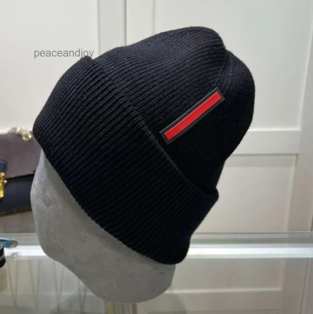 Lüks Beanies pp tasarımcı şapka düz renkli kış fasulyesi erkekler ve kadınlar moda tasarımı örgü şapkalar sonbahar yünlü kapağı harf jacquard unisex sıcak kafatası şapkası bere kapağı