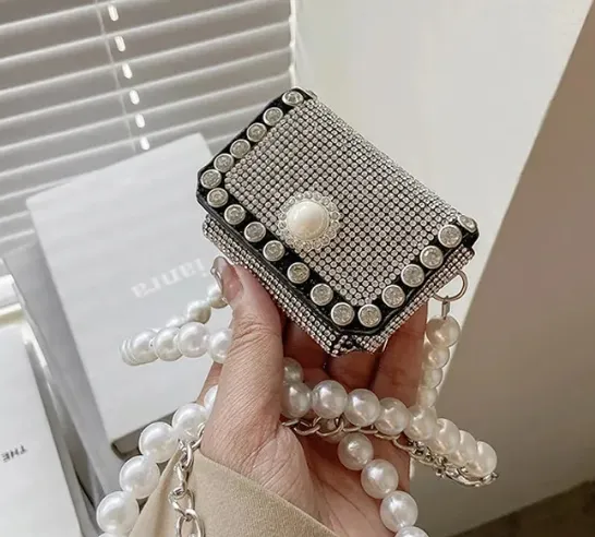 Akşam çantaları mini inci çantası kadın rhinestones bel çantaları tasarımcısı inci zincir kemer çantası çapraz gövde