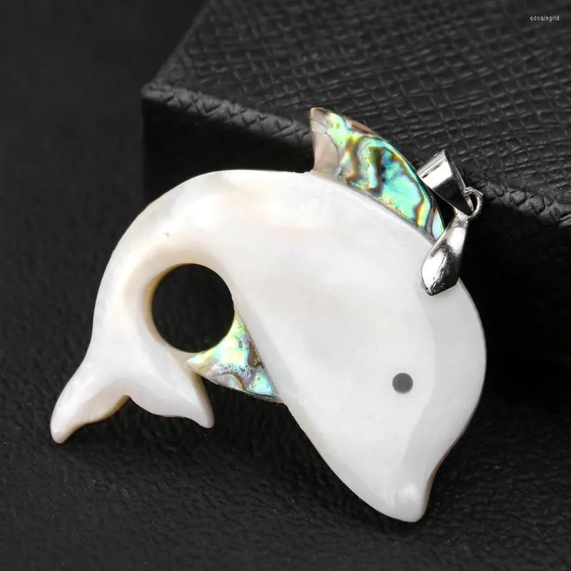 Pendentif Colliers 1 PC Naturel Abalone Shell Animal Dauphin Baleine Blanche Collier Charmes DIY Vadrouille Nacre Femme Bijoux Accessoires