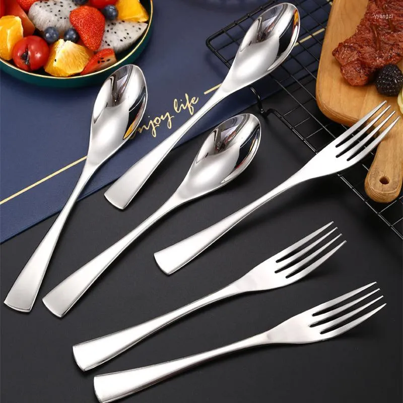 Dinnerware Sets Style Spoon Fork espessa de talheres de aço inoxidável