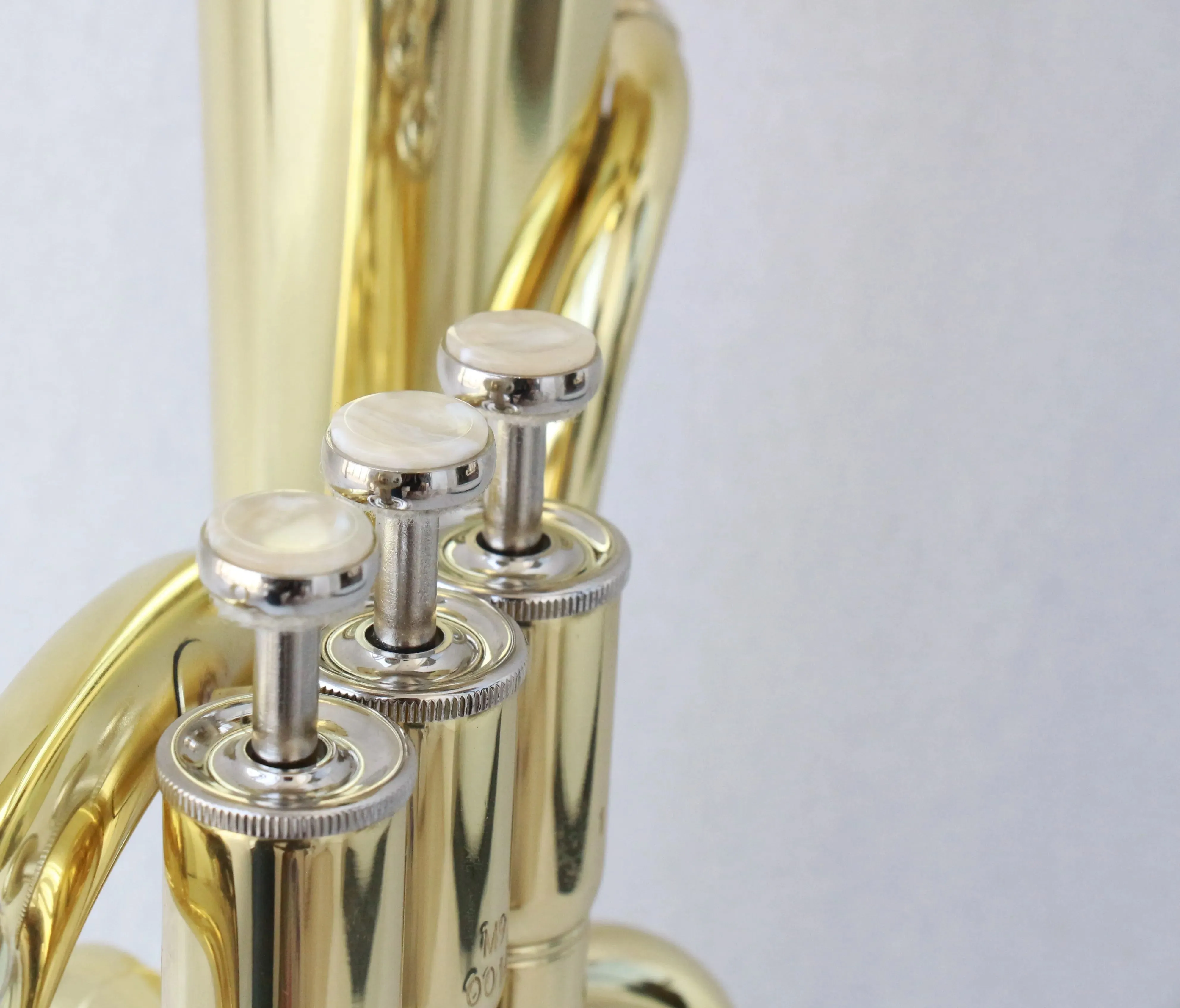 Wholesale musical instruments High quality chinese alto horn Gold Lacquered Alto horn