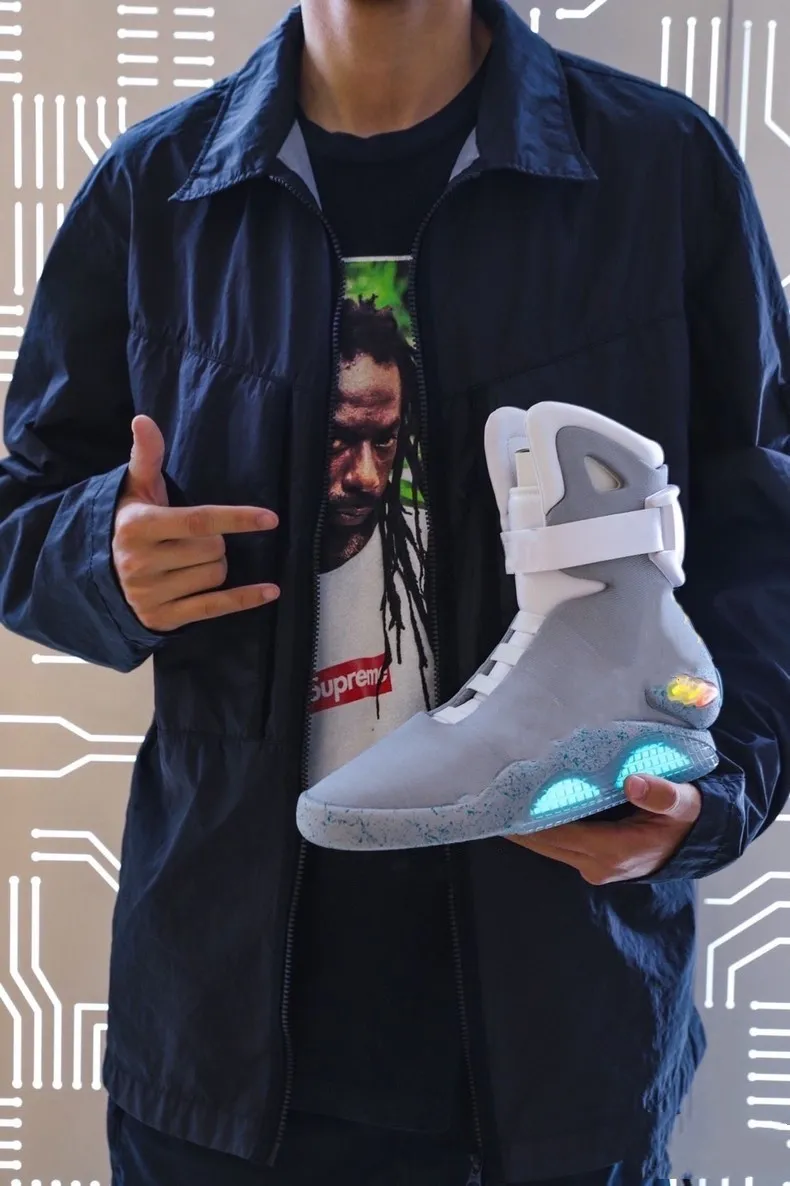 DHgate Back to the Future Lace Up Sneakers LED Glow in the Dark Gray McFlys Air Mag Shoes Shoes Accessories