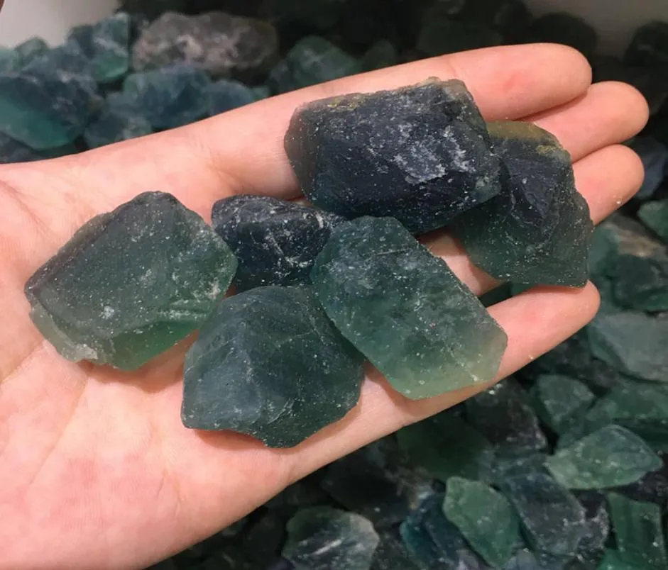 Whlole 100g natural bruto fluorite verde caiu pedra áspera natural cristais de quartzo pedra de energia para heal5022917