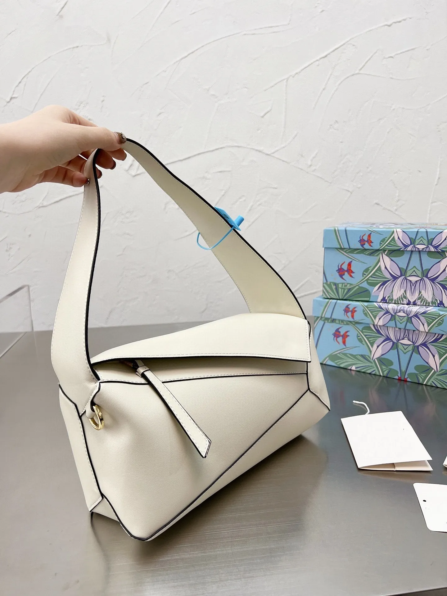 2023 Classic Designer Tasche Luxus Damen One Umhängetasche Marke Leder geometrische Achseltasche Mode Damen Handtasche Freizeittasche