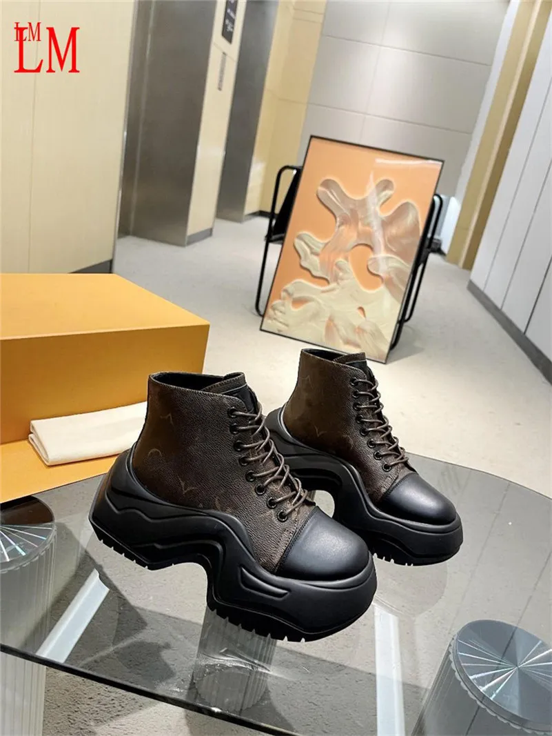 Designer Luksusowe rozkładane brązowe buty z brązowym platformy koronkowe buty z oryginalnym pudełkiem