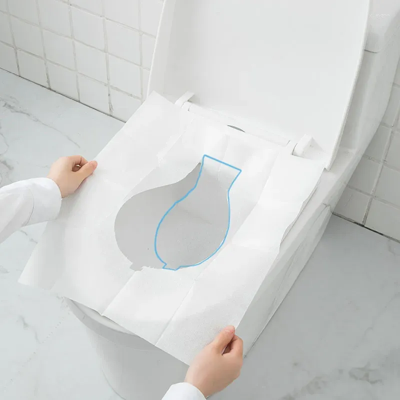 Capas de assento no vaso sanitário 10pcs capa descartável papel papel água impermeável tipo água viagens/acampamento el banheiro acessório portátil