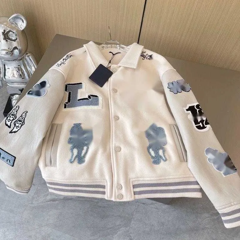 Designer Jacket Män Kvinnor Baseballjackor Wool Sweatshirt 3D broderad Cardigan Coat Casual Jacket 45 S
