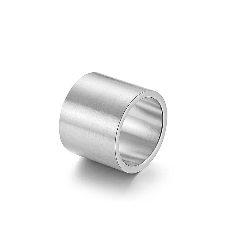 Anello largo in acciaio in titanio da 18 mm anello grande spazzolato per uomini anelli in acciaio inossidabile in oro o nero/argento