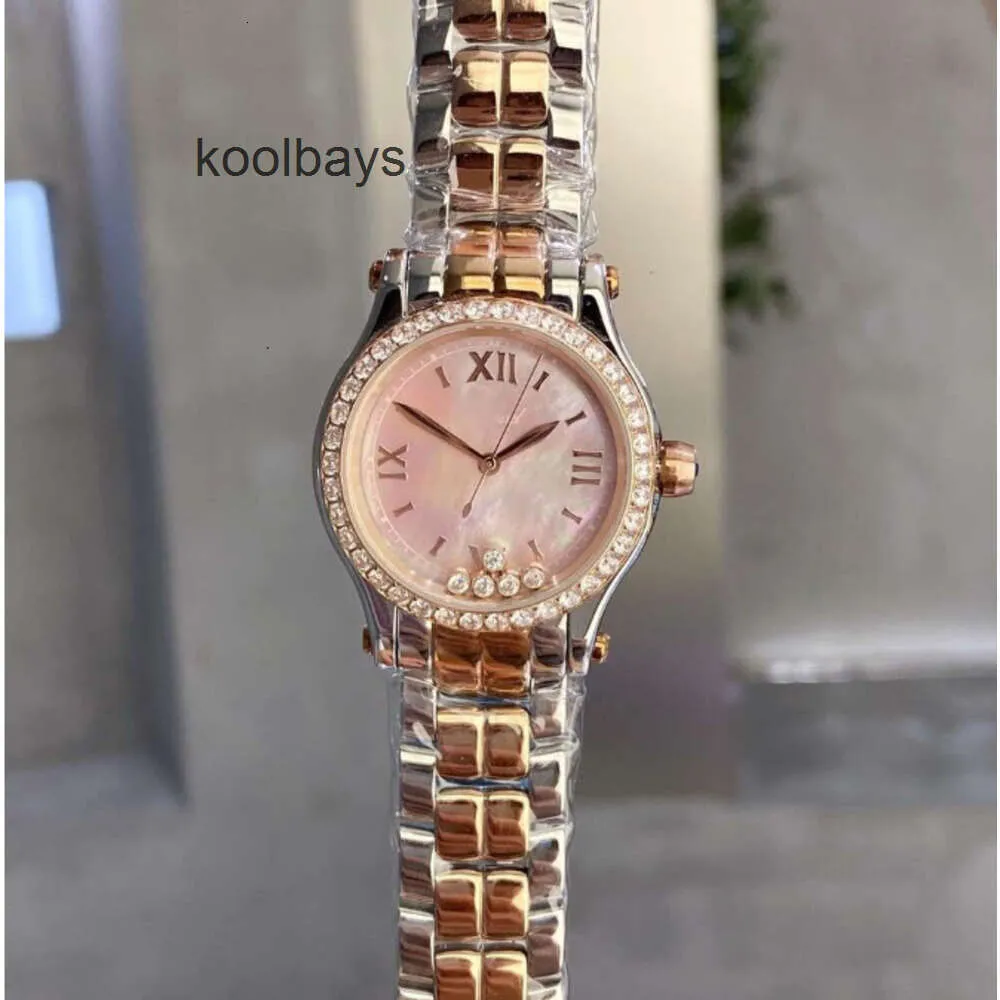 Stijlhorloge Quartz Choprds Luxe polshorloge Eenvoudige persoonlijkheid Diamanten riem Damesmode Klassiek Paar Beweging Gelukkig Sport 10 8X8M