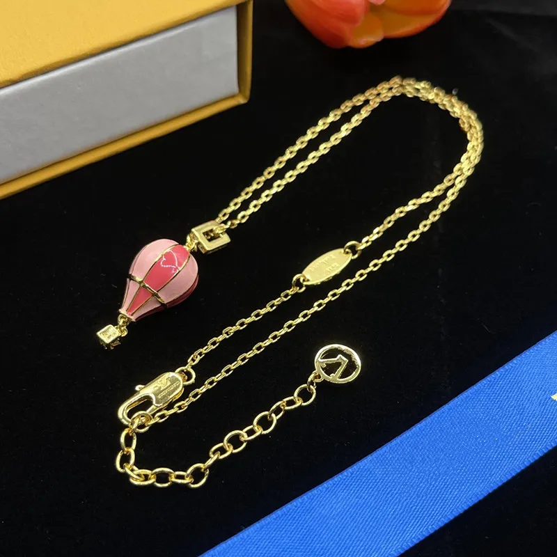 With BOX Never Fading 18K Gold Plated Luxury Brand Designer Pendants Necklaces Red Balloon Letter Choker Pendant Necklace Jewelry Accessories Gifts