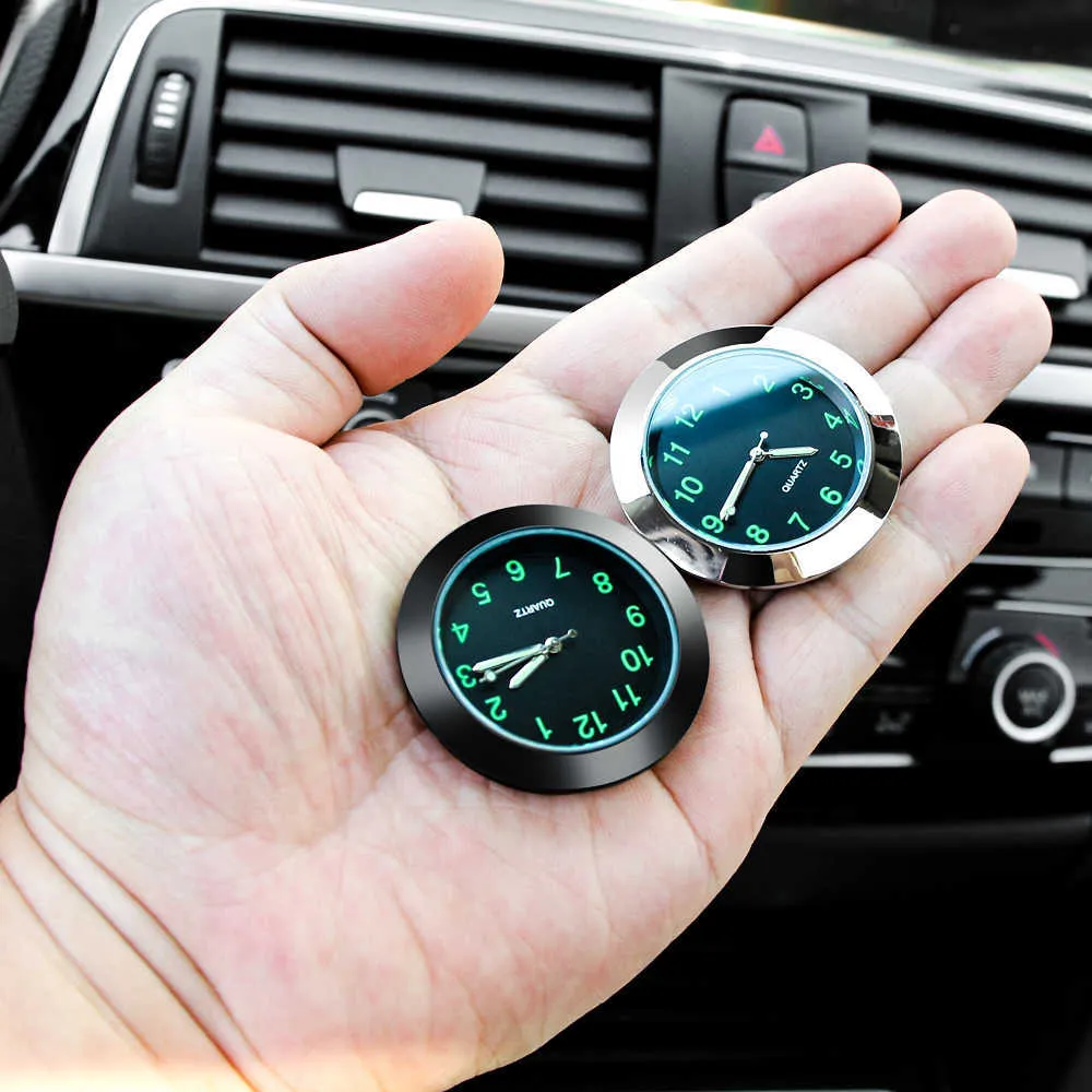 Nouvelle Horloge De Voiture Ornement Automatique Lumineux Accessoires De  Voiture Pour Mercedes Benz AMG A B C E S R G Classe GLK GLA GLC GLB GLE CLS  CLA Du 5,37 €