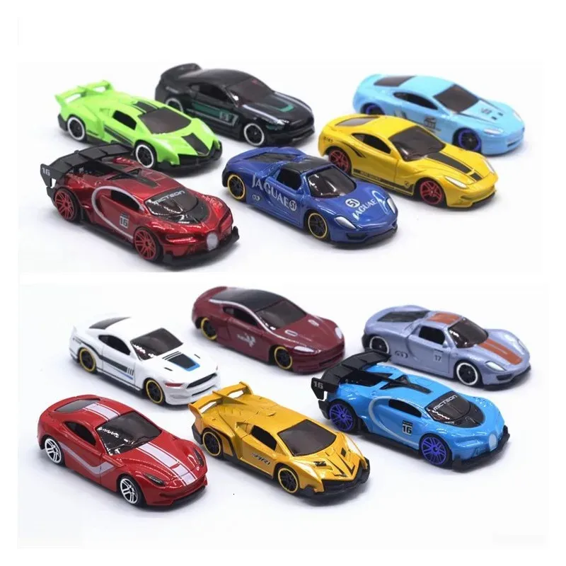 Diecast Model car 6 pièces/ensemble 1 64 modèle de voiture de sport en alliage moulé sous pression décorations de noël Mini enfants ensemble de voiture coulissante cadeau multi-style pour les enfants 231122