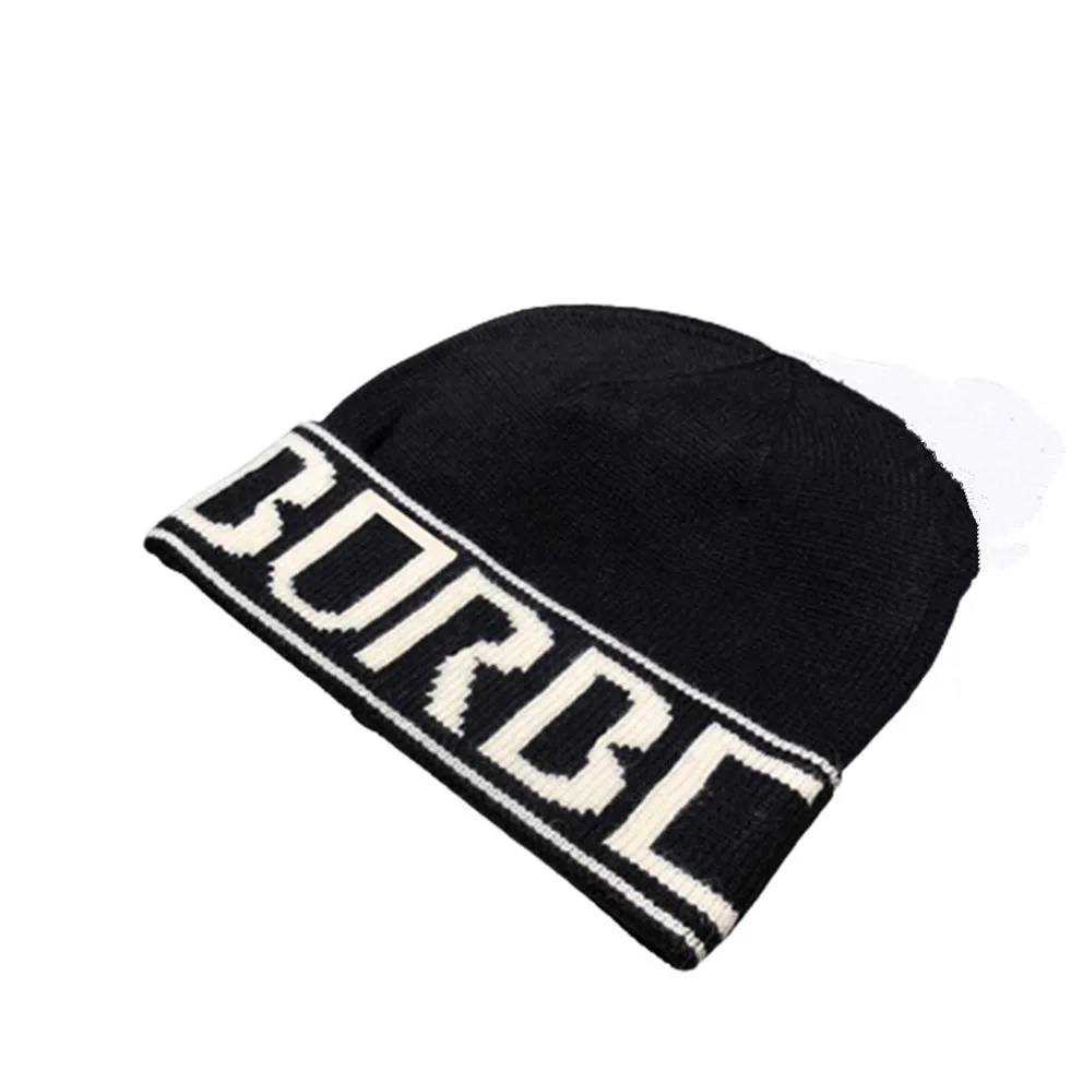 Ny designer beanie designer hattar för män kvinnor stickade motorhuv vinter hösten termisk skalle mössa skidor klassiska lyxiga mössor varma F-20