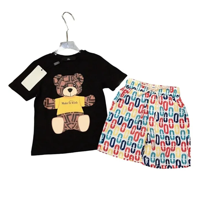 2023Cotton Boys and Girls Big Baby samtidigt märke Cartoon Tryckt Kort ärm Shorts Två uppsättningar av trender 90-160 cm S139