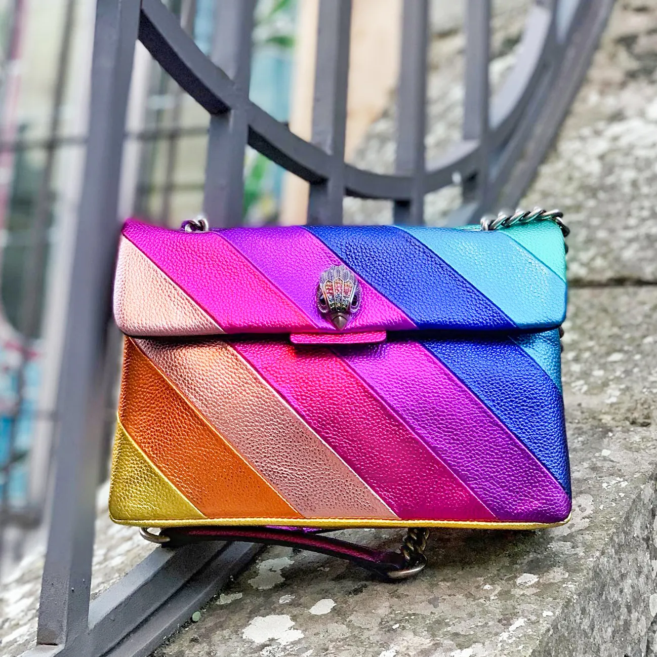 Luxurys Kurt Geiger Rainbow Strips Designer Bot Bag Womens Trapunted Fashion London Leatho Chain Pale Spalla Crossbody Borse Man Shop Clutch Words Wards