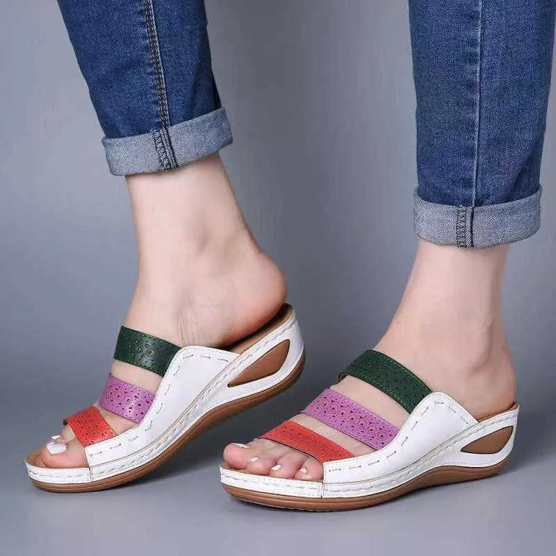 Sandaler Kvinnor Sandaler 2023 Fashion Wedges Shoes For Women tofflor Summer Shoes With Heels Sandaler Flip Flops Women Beach Casual Shoes J230422