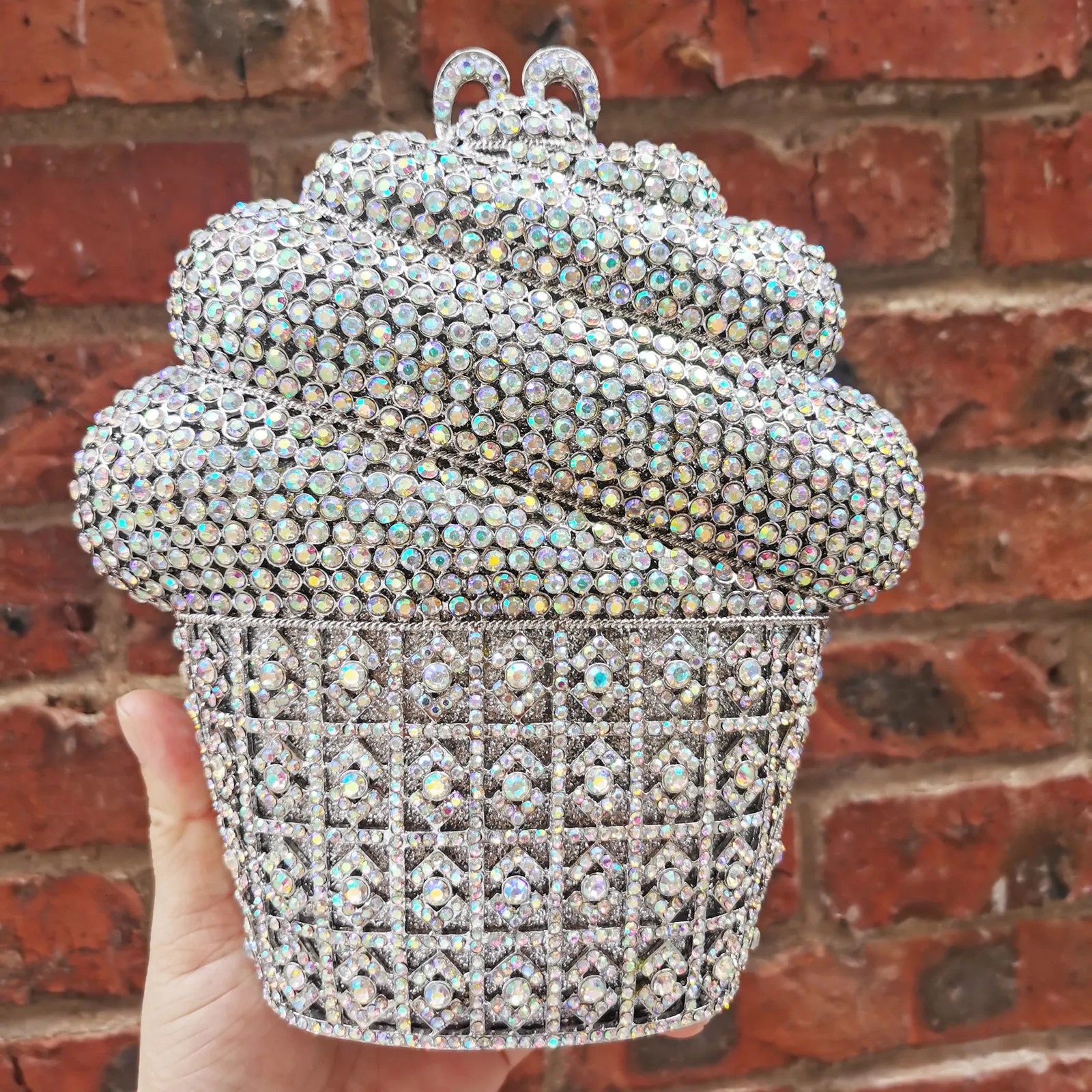 Evening Bags est Luxury Ice cream Crystal Evening Bag Gold Silver CupCake Wedding Party Prom Clutch Purse Handbag Chain Shoulder Bag SC621 230422