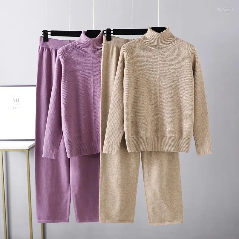 Kvinnors tvådelade byxor Stand Collar Lazy Knit Two-Piece Set 2023 Autumn and Winter Thocked tröja Fashionabla Elegant Knitwear T670