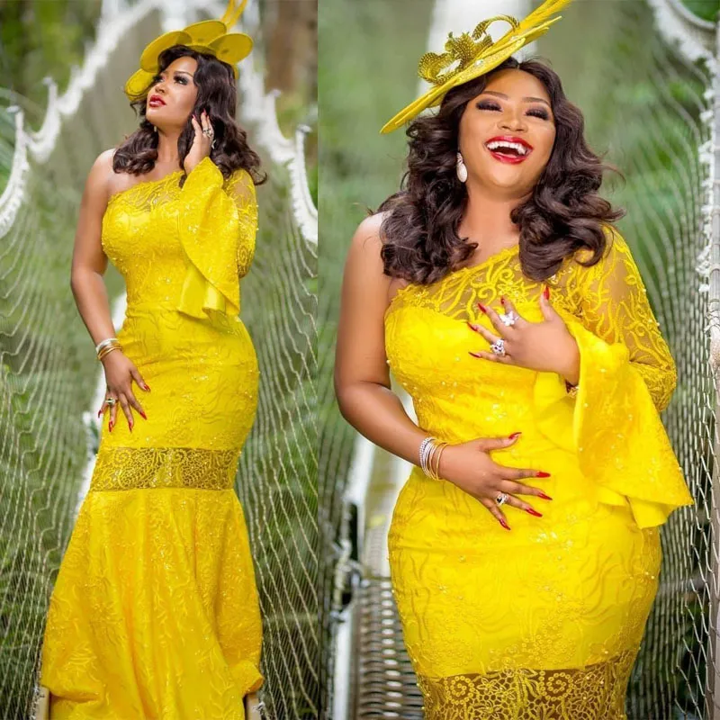 2023 Jaune Une Épaule Aso Ebi Robes De Bal Gaine Soirée Fête D'anniversaire Deuxième Réception Robes Africain Arabe Robe Formelle Robes De Fiançailles Africaines ST272