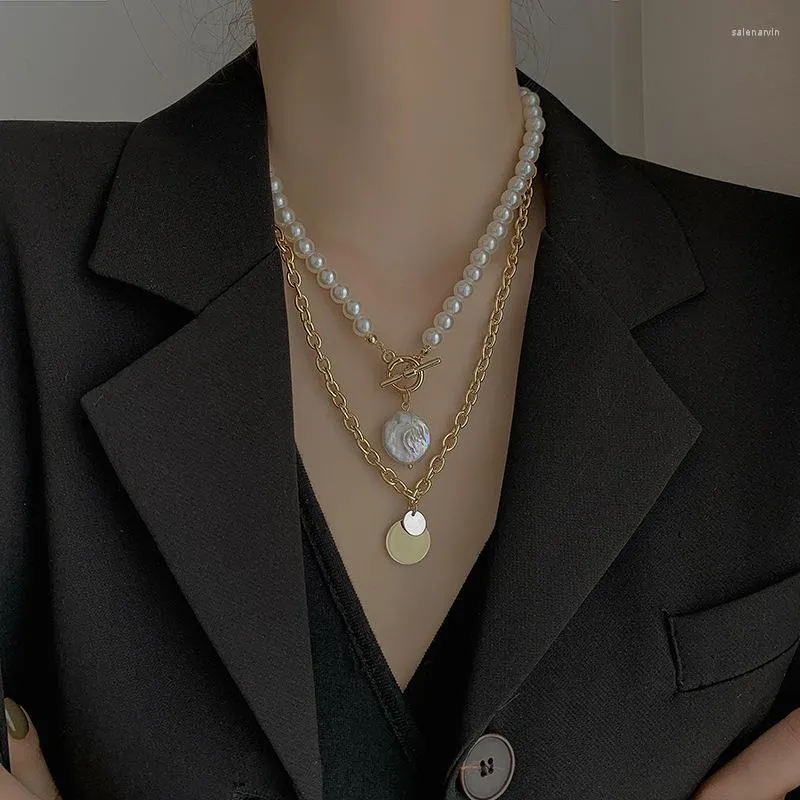Ketten 2023 Multi-Layer-Barock-Perlen-Halsketten-Goldfarben-überzogener Verbindungs-Halsketten-Luxushochzeit für Frauen-Schmucksache-Geschenk