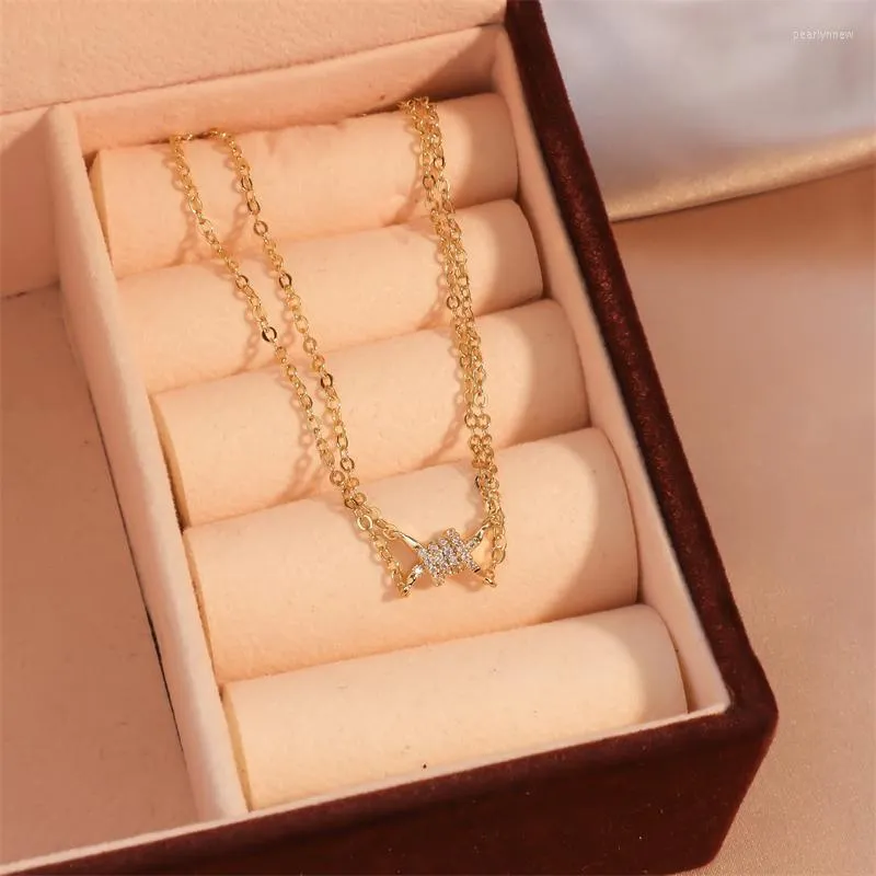 Cadeias coreanas cor de ouro coreano Colar de gargantilha para mulheres Micro Irregular Micro Inlay Zircônia