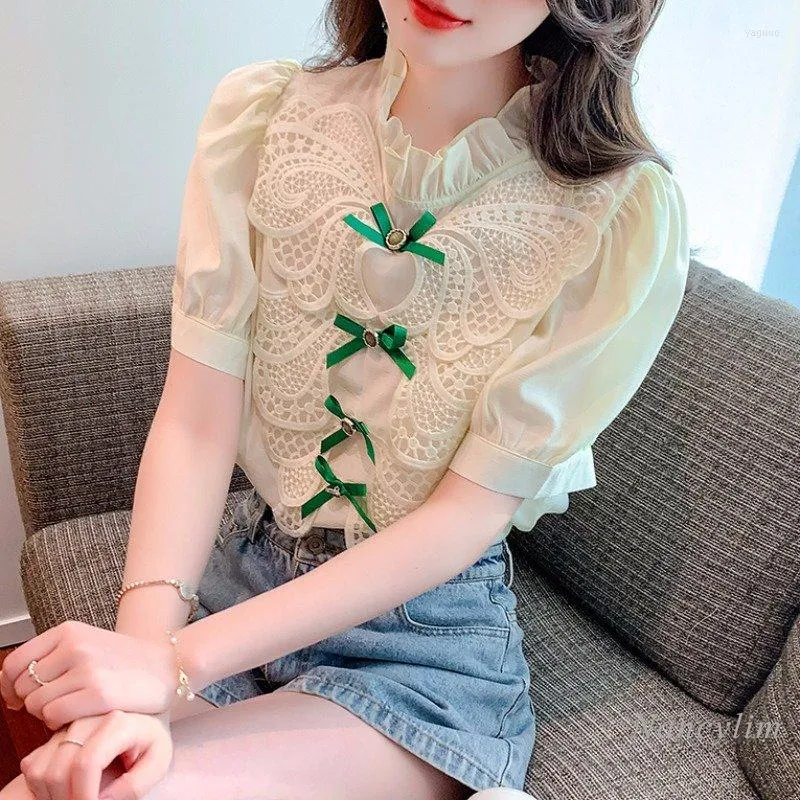 Women's Blouses 2023 Zomer Summer Short Sleeveved Chiffon Shirt Dameskleding Design Lace Bow Stitching Puff Mouwen Chic Beautiful Top