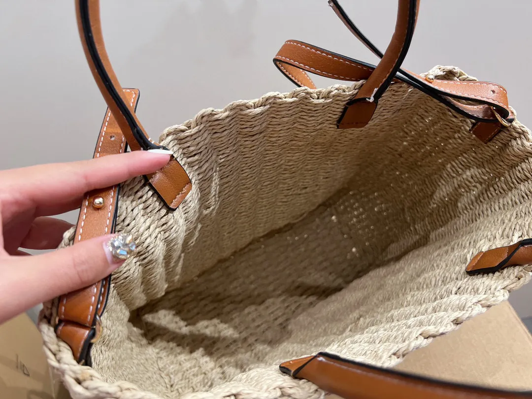 Fashionable high-end Lafite straw bag Tote portable bag, large capacity handwoven women`s vacation bag, designer leather handle and shoulder strap ID michafl_kops