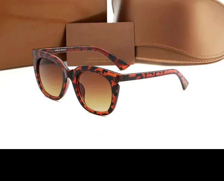 2023 Outdoor Luxury Classic 0165 Les lunettes de soleil conviennent aux hommes et aux femmes avec des lunettes de soleil élégantes et exquises
