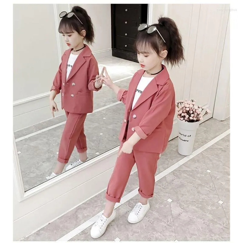 Girls' Suit Sets: Sizing, Fabrics & Occasions Explained