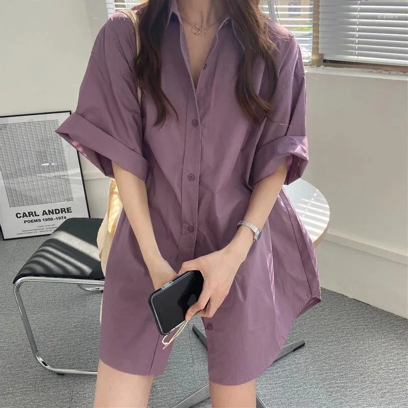 Kvinnors blusar biyaby sommar kort ärm lila skjortor för kvinnor koreansk lös knapp midi-längd kappa damer vintage enkel all-match