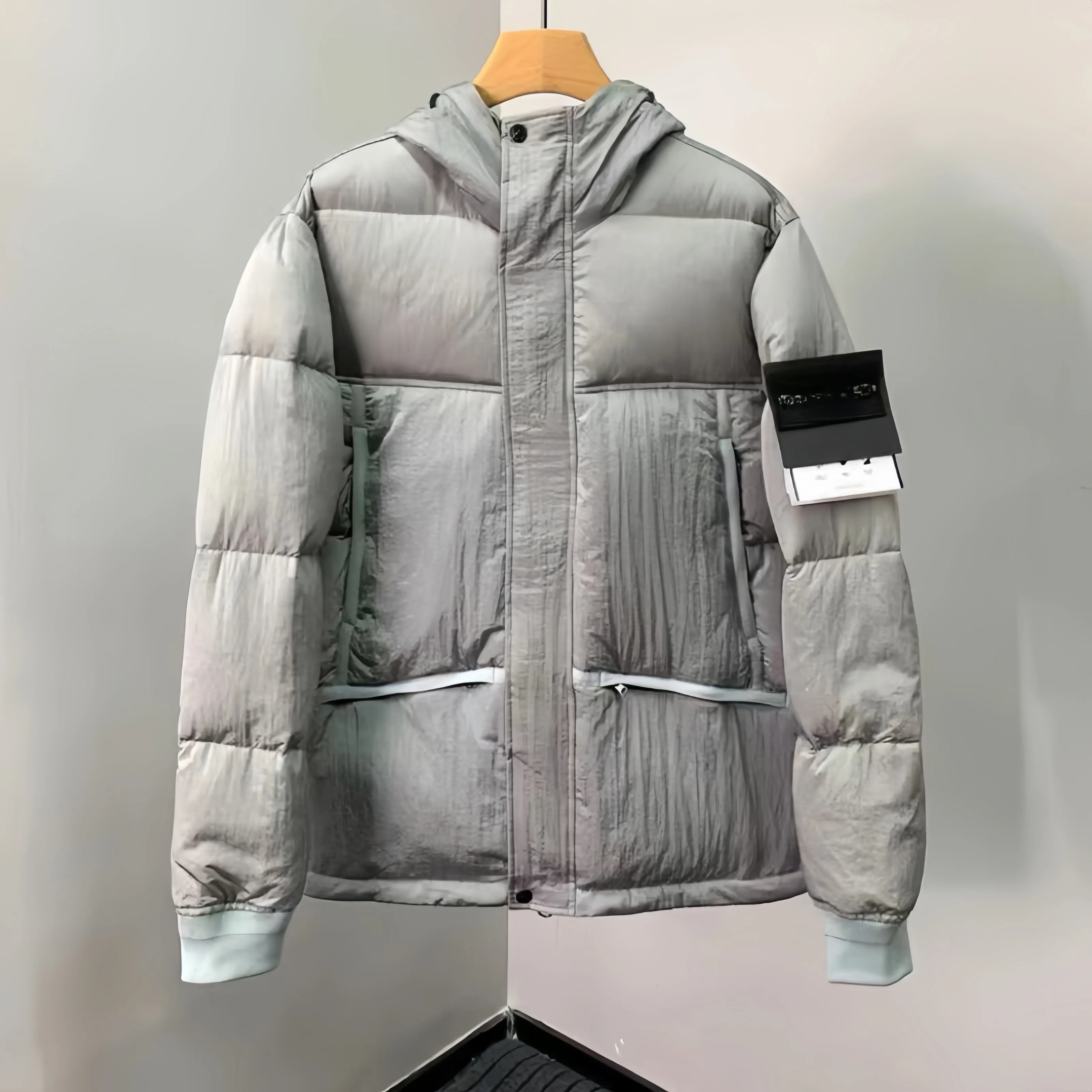 Giacca Stones Island Versione alta Cp del cappotto Tuta in metallo Nylon Proprio cotone Abbigliamento esterno da uomo Riflettente impermeabile Inverno 2024new