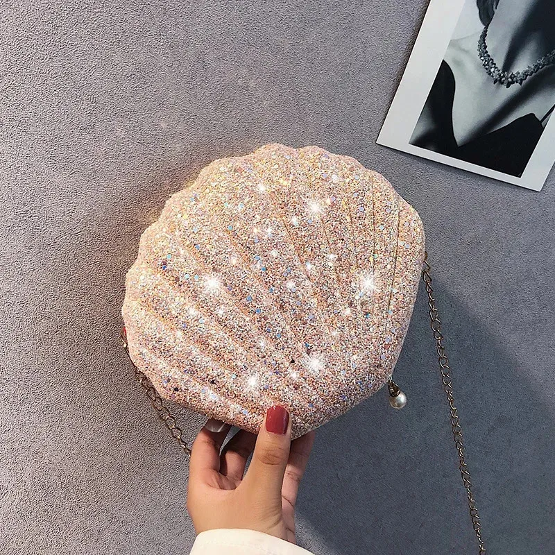 Kvällspåsar fancy shell väska för kvinnor söt paljett axel crossbody makeup accessoarer ball party lady lipstick pulver tårta kedja 231123