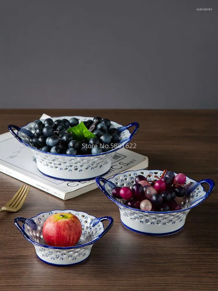 Assiettes bol en céramique en porcelaine bleue et blanche, assiette ajourée, Table à thé, panier de légumes et de fruits, fournitures de rangement de cuisine