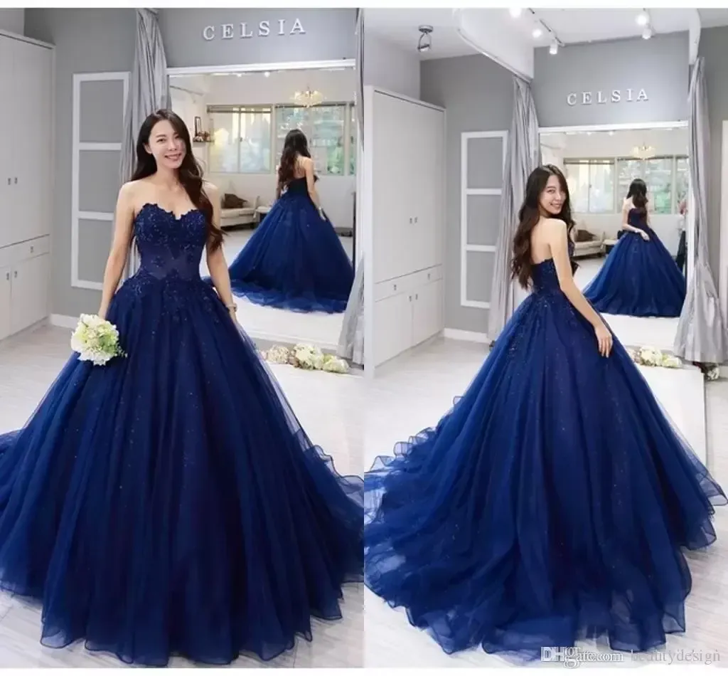 Vestido de fiesta sin tirantes, vestido de quinceañera de graduación, apliques de encaje azul marino Vintage, vestido de fiesta Formal dulce 15, vestidos de fiesta hechos a medida