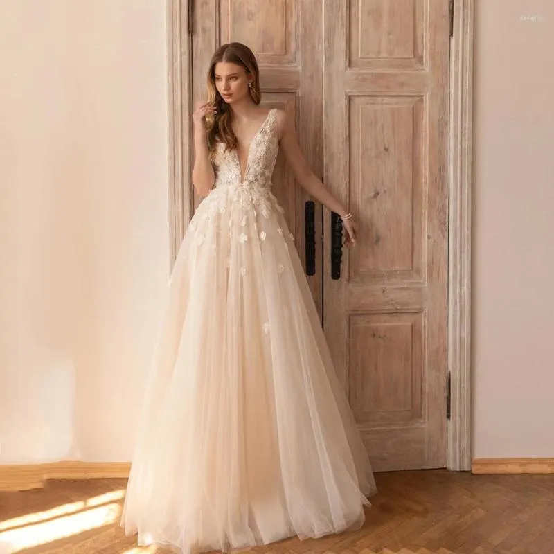 Trouwjurk prachtige v nek a-line jurken tule backless 3d floral bruid jurk 2023 witte ivoor kanten vestidos de novia