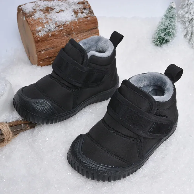 Buty Wysokiej jakości trwałe dzieci na świeżym powietrzu Wodoodporny miękki pluszowy zimowy śnieg Krótki E8218 231124
