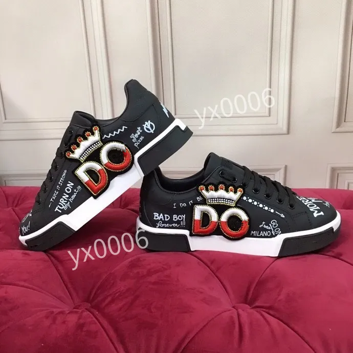 Femmes Marque Qualité Designer Dunks Chaussures de course Mode Noir Blanc Plate-forme en cuir Chaussures Sports de plein air Baskets respirantes