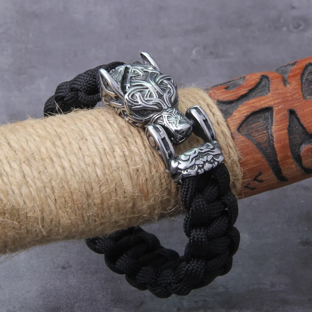 Wolf Bracelet Bad Wolf (leather) - Wolves' Lair
