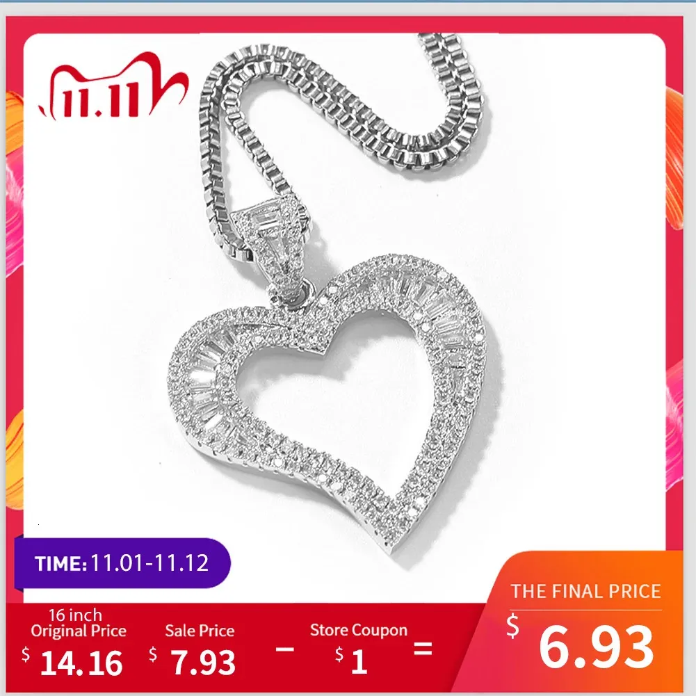 Uwin Heart Choker Necklace with Hollow Pendant Cubic Zirconia