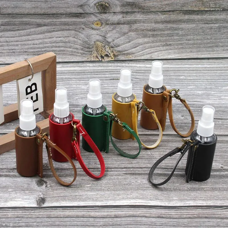 Storage Bottles 60ML Hand Sanitizer Spray Bottle Kit Portable Squeeze Leakproof Plastic Refillable Travel Belt Leather Keychain Holder