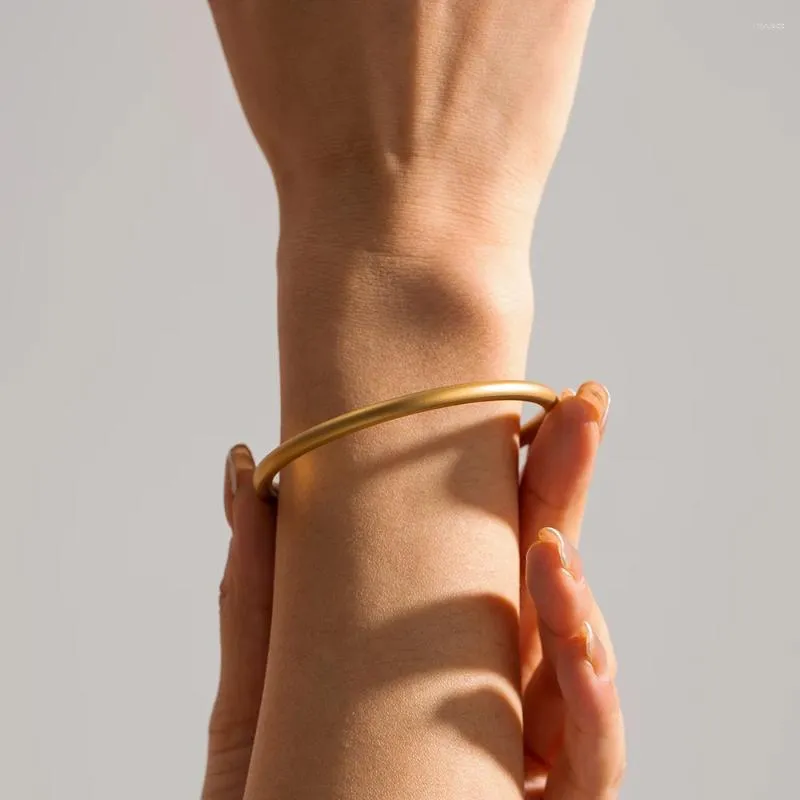 Link pulseiras uworld simples introvertido e elegante platina 16k banhado a ouro pulseira de aço inoxidável para meninas moda jóias bijoux