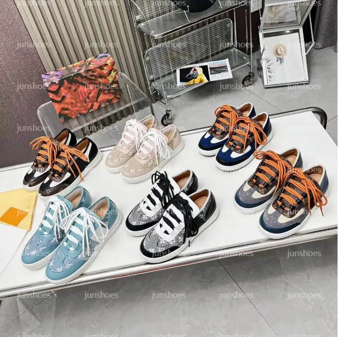 Axel arigato on sale slippers